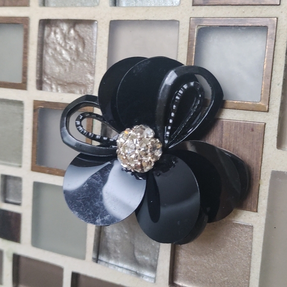 Vintage Single Artsian Shoe clip-$5 add on - Picture 3 of 3